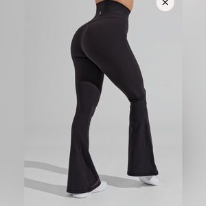 Buffbunny Foxy flare REGULAR